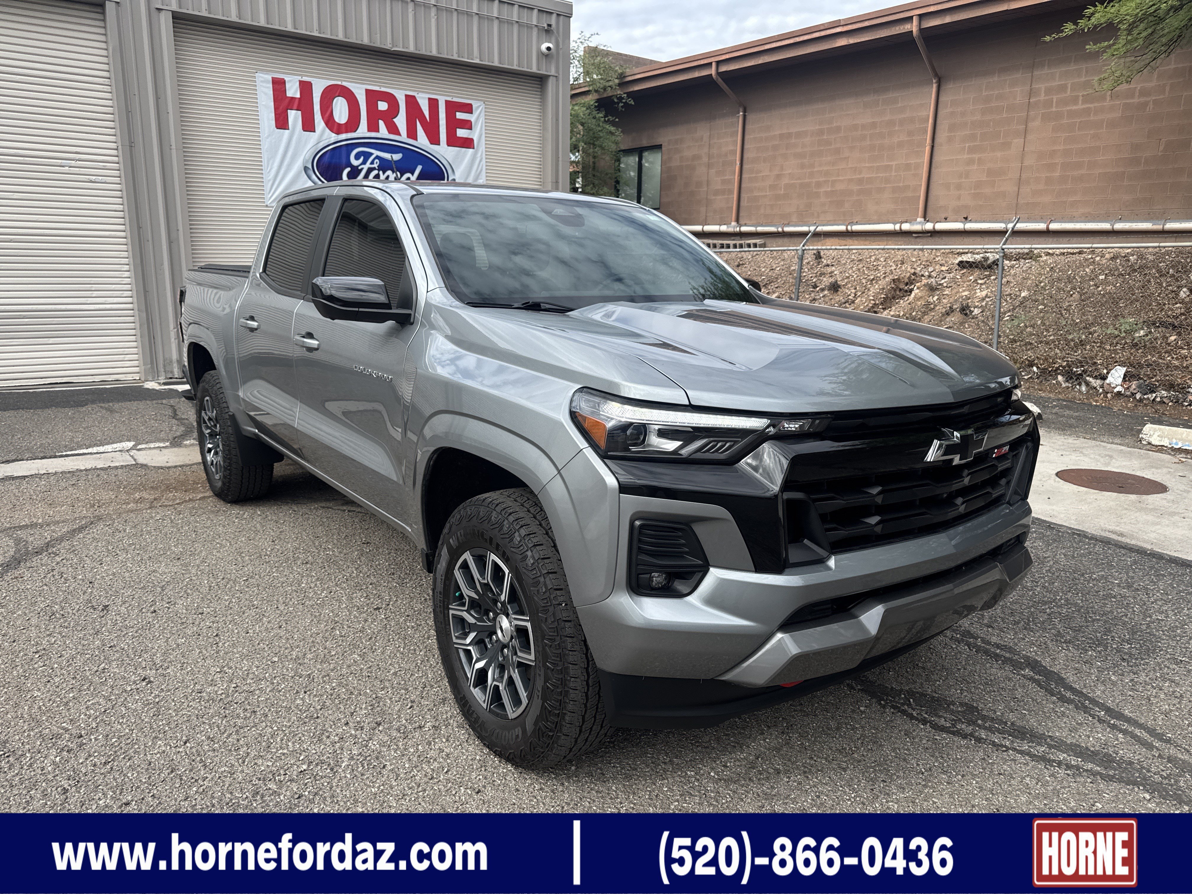 Used 2024 Chevrolet Colorado Z71 w/ Z71 Convenience Package 2