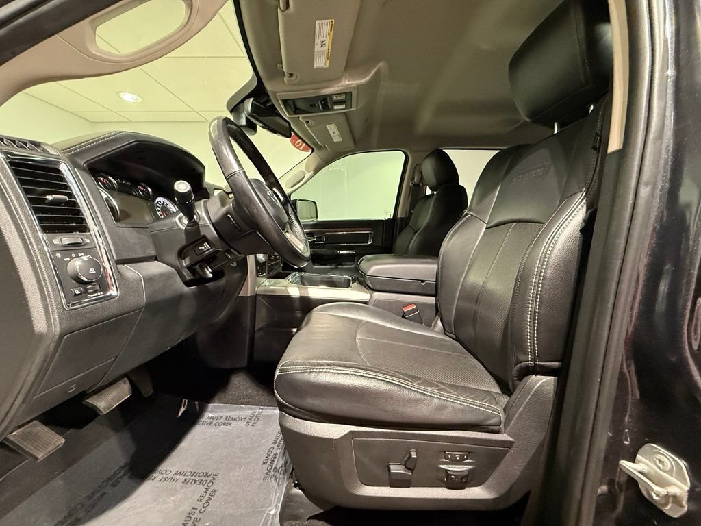 Used 2018 RAM 1500 Laramie w/ Convenience Group AWD/4WD image 12
