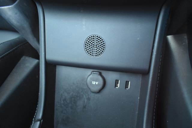Used 2014 Tesla Model S 85 RWD image 32