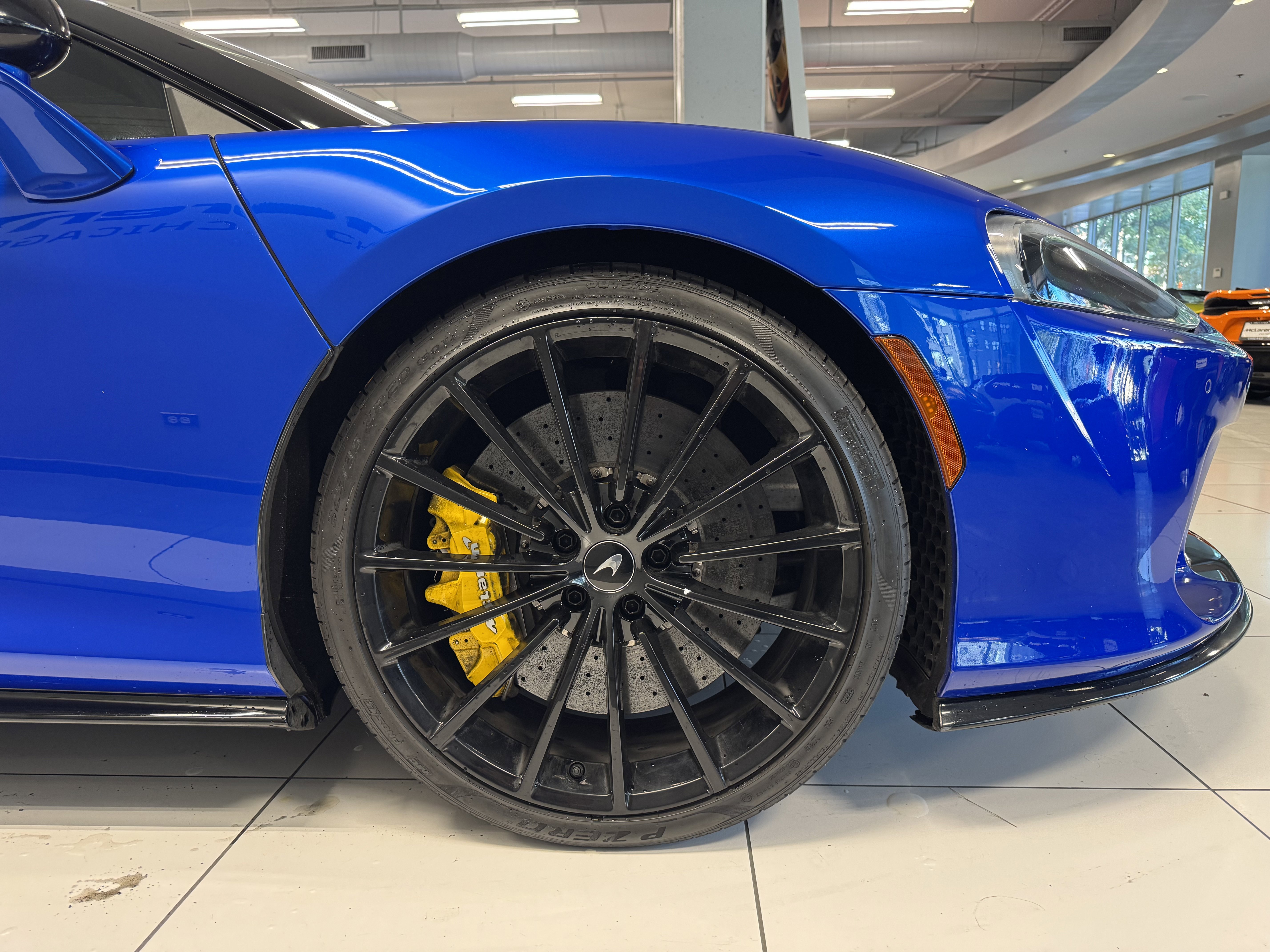 Used 2023 McLaren GT image 14