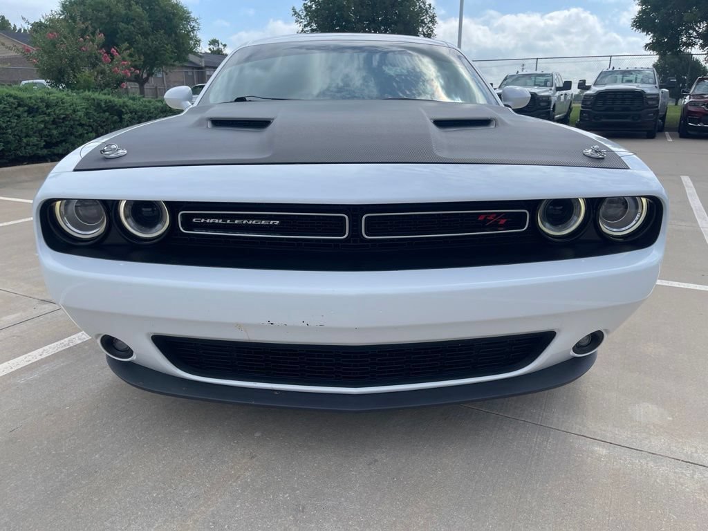Used 2016 Dodge Challenger R/T Plus RWD image 2
