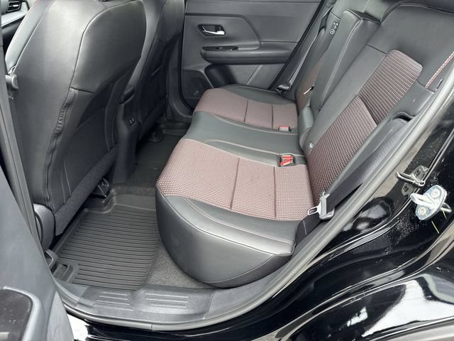 New 2026 Nissan Kicks SR FWD image 13