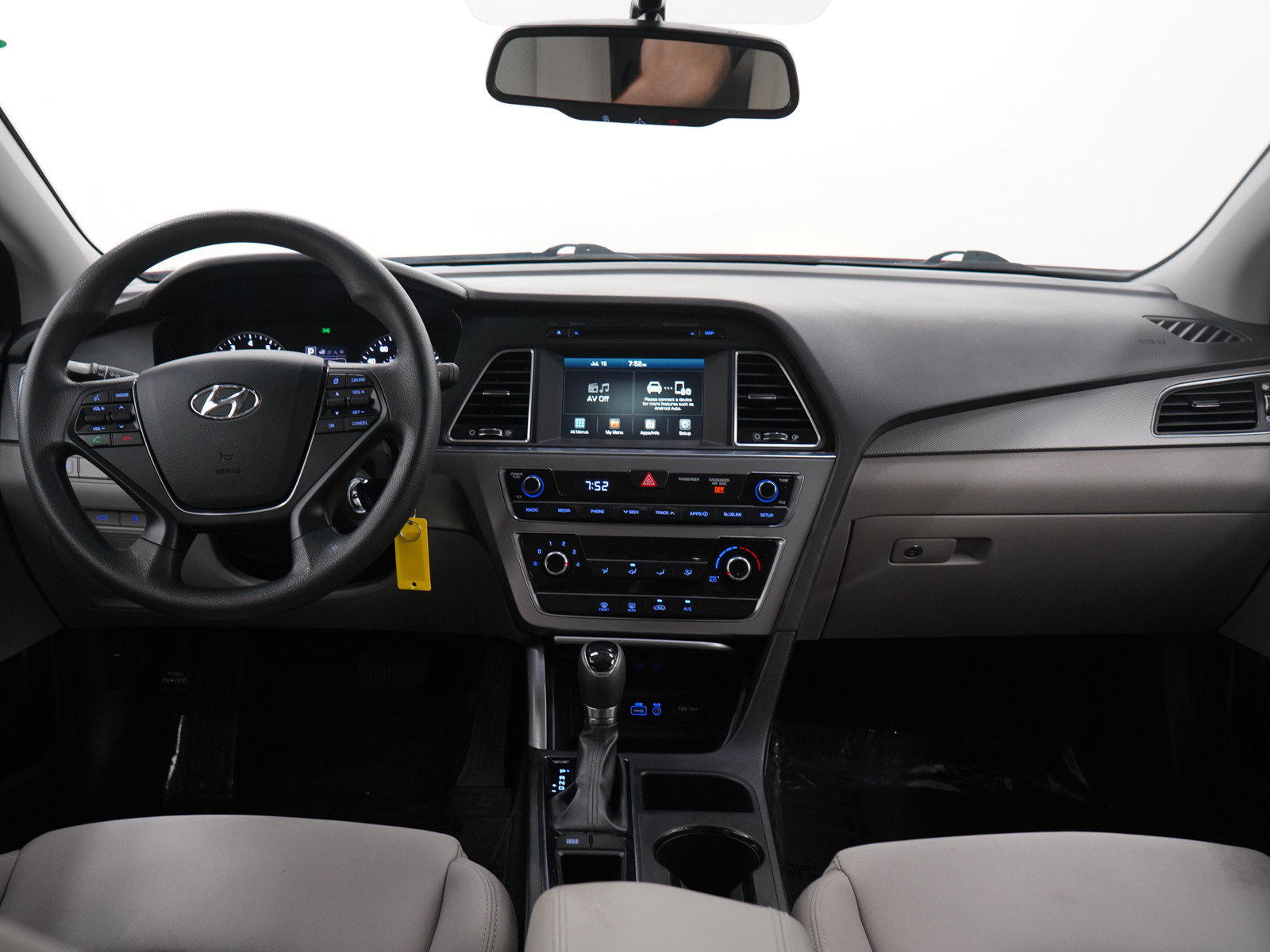 Used 2016 Hyundai Sonata SE FWD image 14