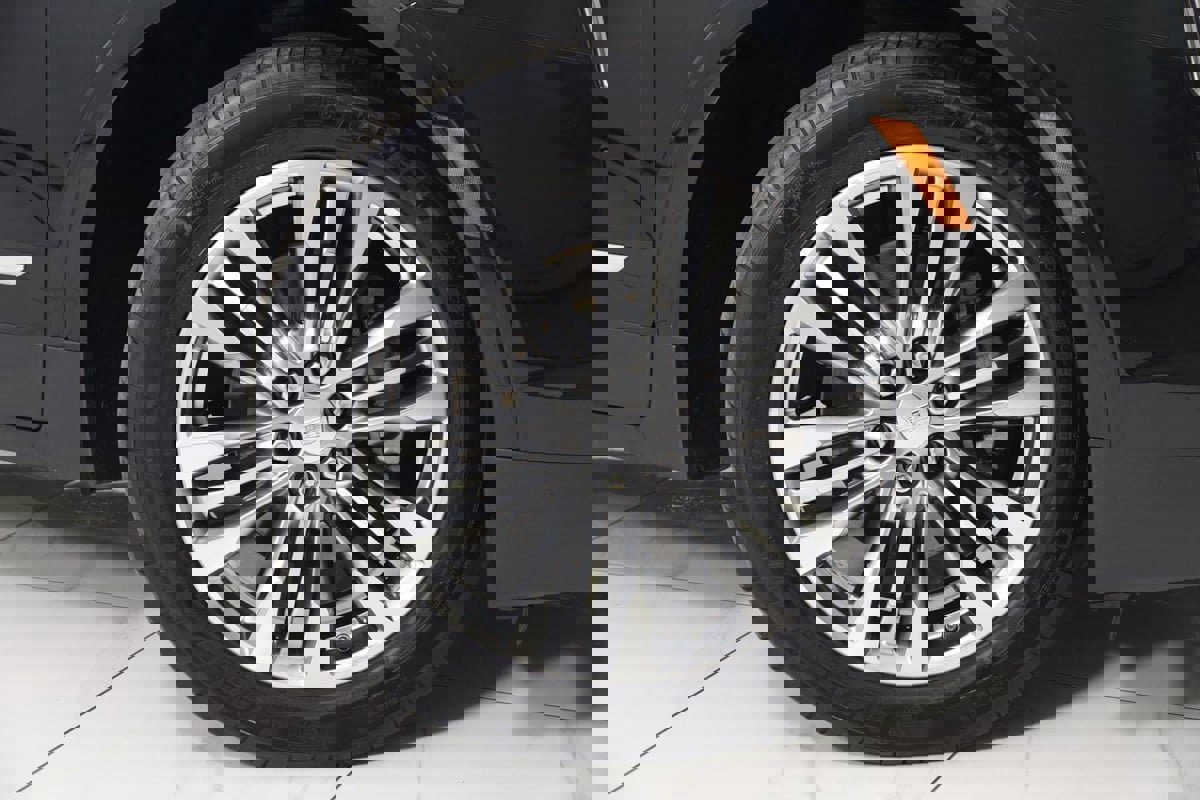 Used 2020 Cadillac XT5 Sportv image 14