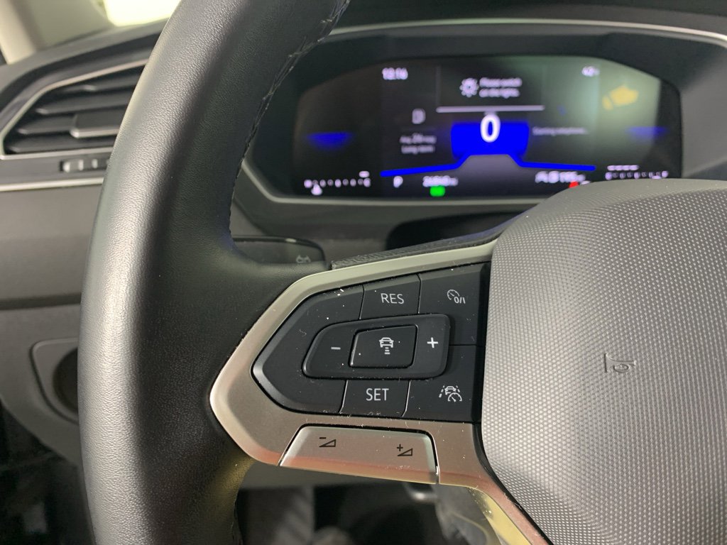 Used 2024 Volkswagen Tiguan Wolfsburg Edition image 19