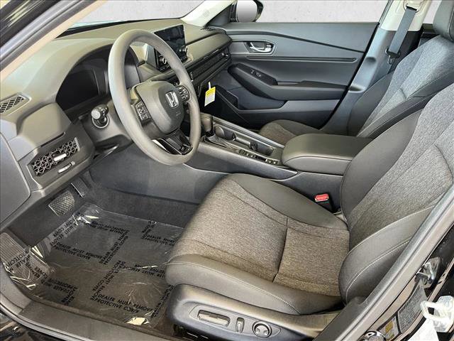 Certified 2025 Honda Accord SE image 9