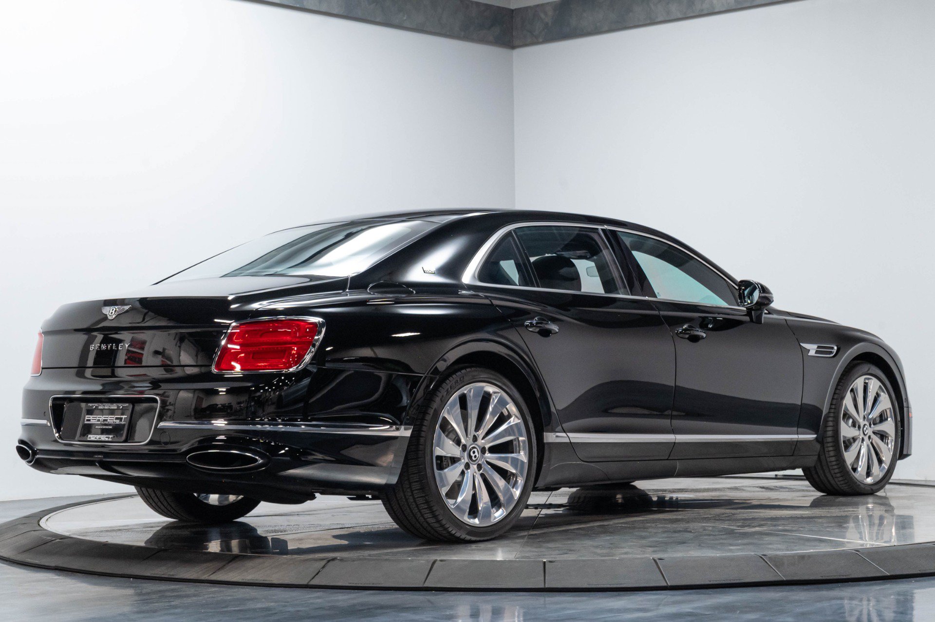 Used 2020 Bentley Flying Spur W12 AWD/4WD image 38