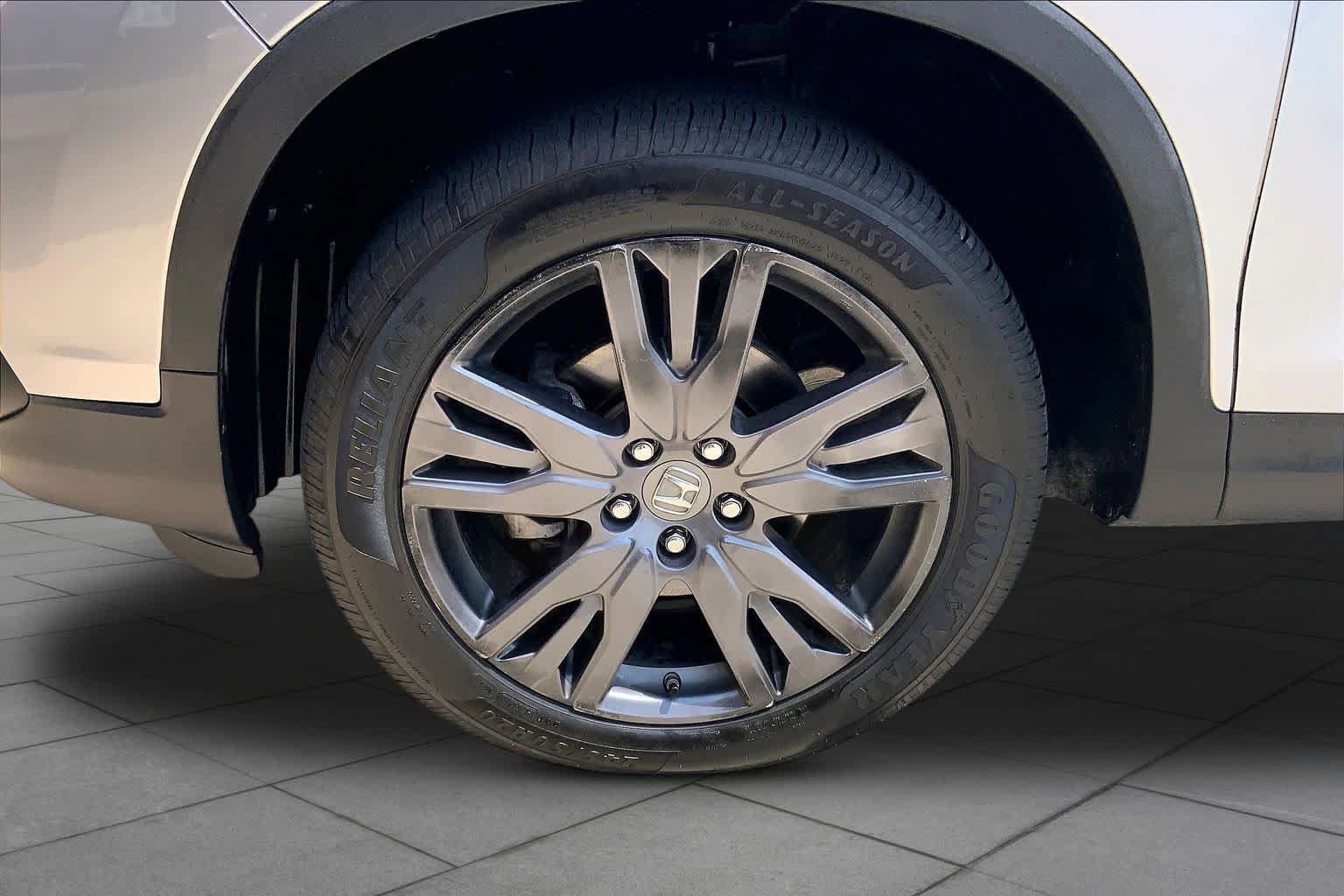 Used 2021 Honda Passport EX-L image 11