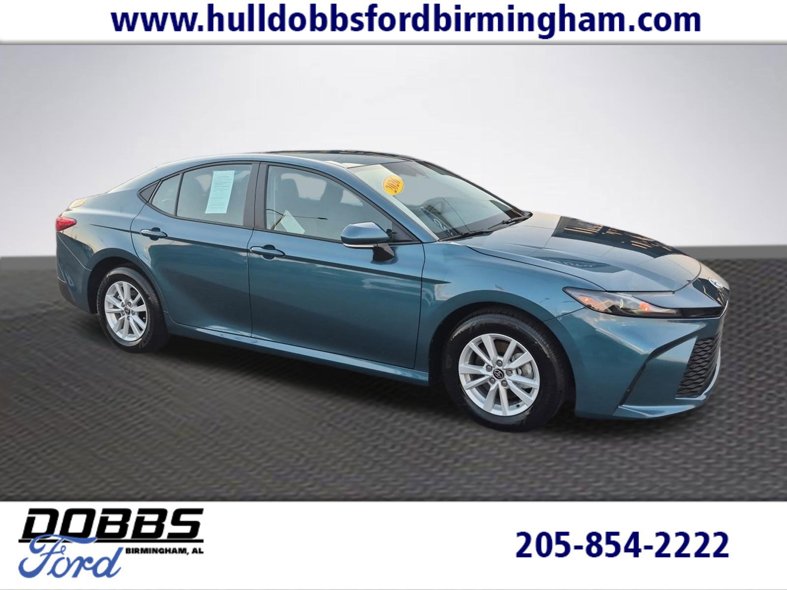 Used 2026 Toyota Camry LE image 1