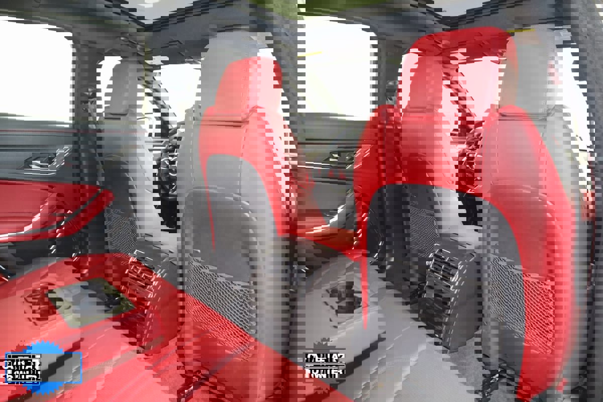 Used 2023 Jaguar XF R-Dynamic SE image 17