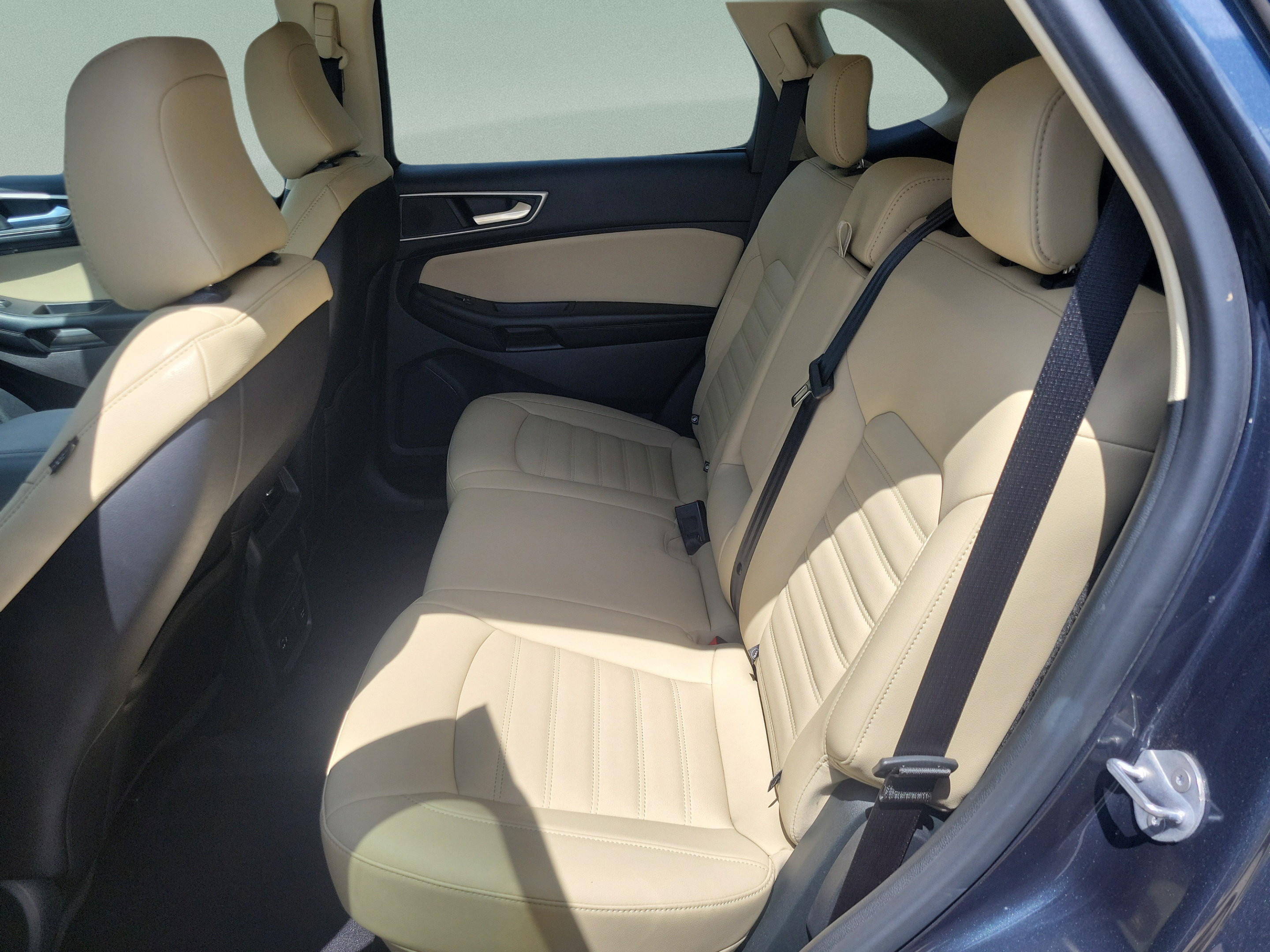 Used 2022 Ford Edge SEL w/ Convenience Package AWD/4WD image 8