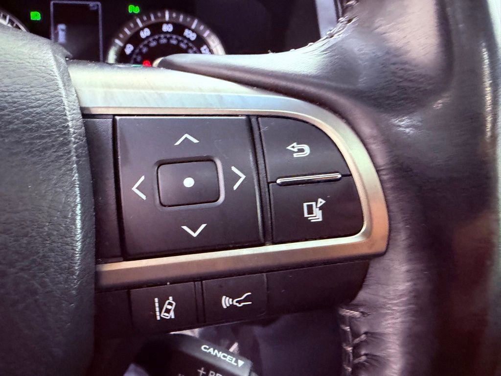 Used 2018 Lexus LX 570 4WD w/ Luxury Package image 26