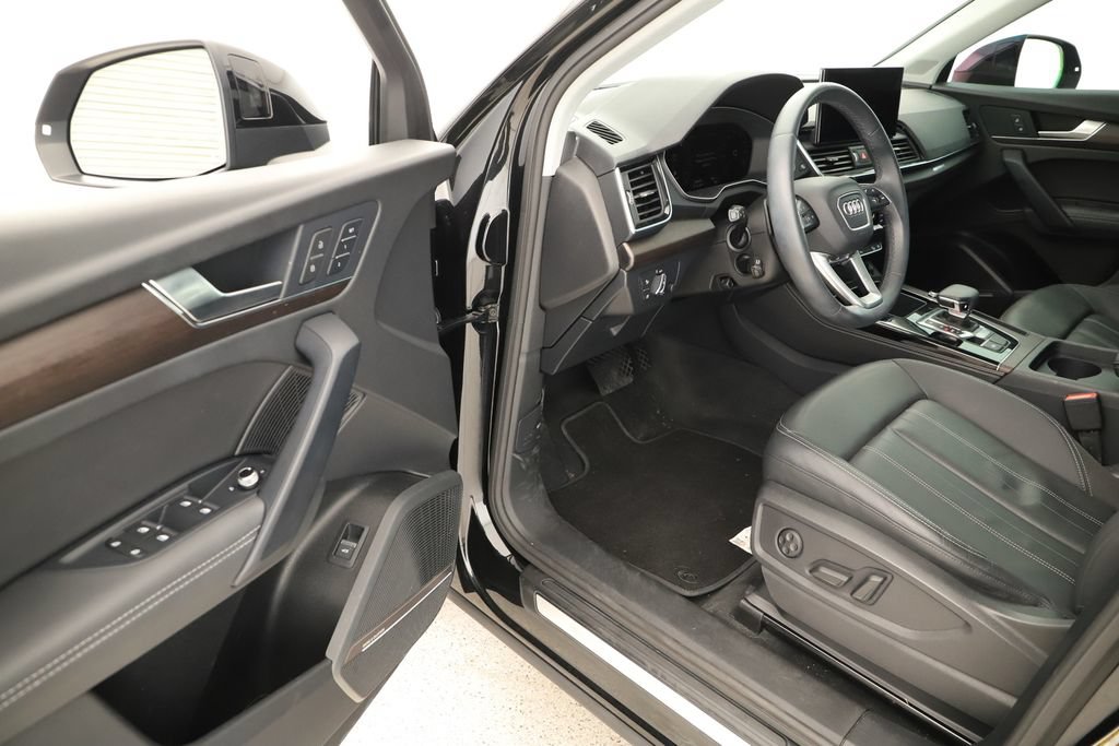 Certified 2023 Audi Q5 2.0T Premium Plus AWD/4WD image 14