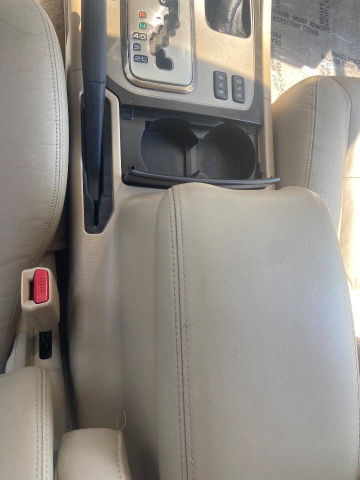 Used 2003 Toyota Land Cruiser image 13
