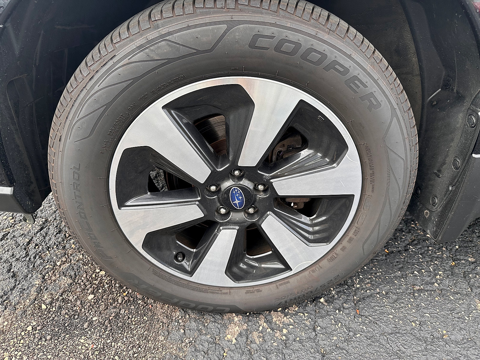 Used 2018 Subaru Forester 2.5i Premium w/ Protection Package #1 AWD/4WD image 9