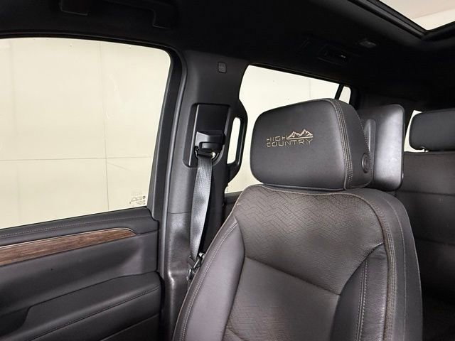 Used 2023 Chevrolet Tahoe High Country w/ Advanced Technology Package image 21