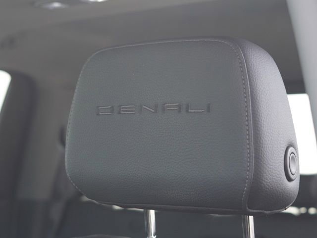 Used 2022 GMC Sierra 1500 Denali w/ Denali Reserve Package image 22