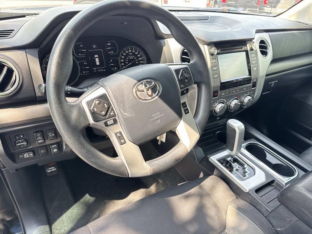 Used 2019 Toyota Tundra SR5 w/ SR5 Upgrade Package AWD/4WD image 19