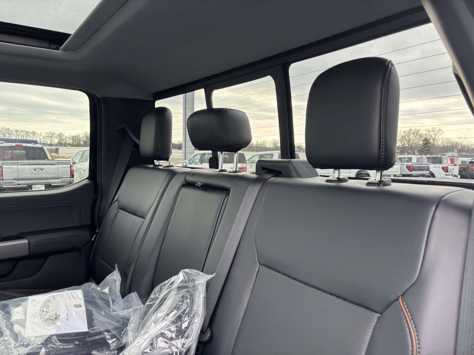 New 2025 Ford F250 Lariat w/ Lariat Ultimate Package image 28