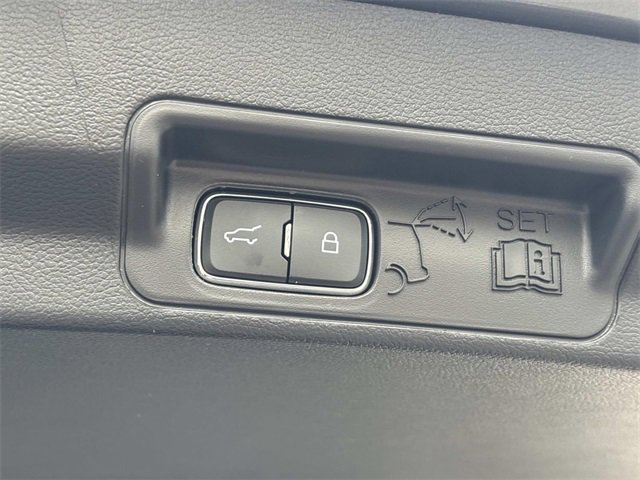 New 2026 Ford Explorer Active w/ Active Comfort Package image 13