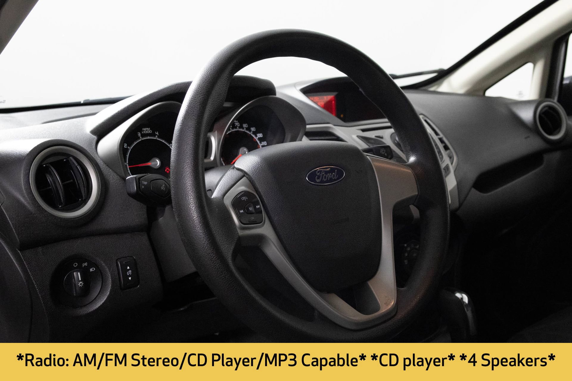 Used 2012 Ford Fiesta SE FWD image 5