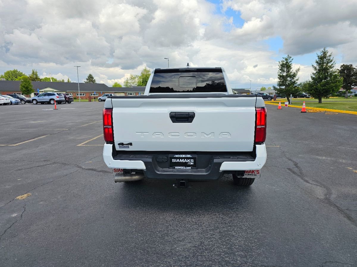 Used 2024 Toyota Tacoma SR5 image 15