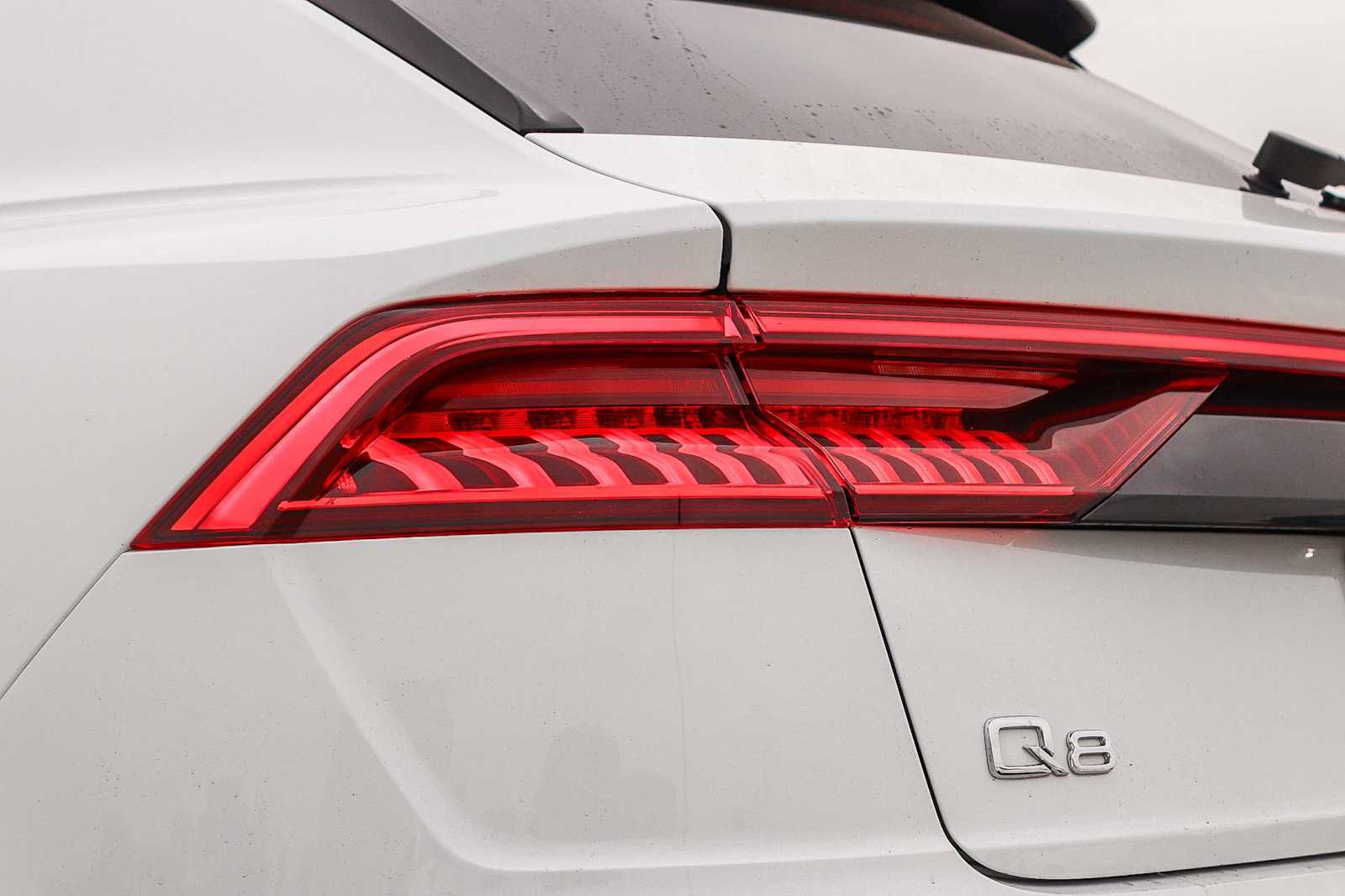 Used 2022 Audi Q8 Premium Plus w/ Premium Plus Package AWD/4WD image 12