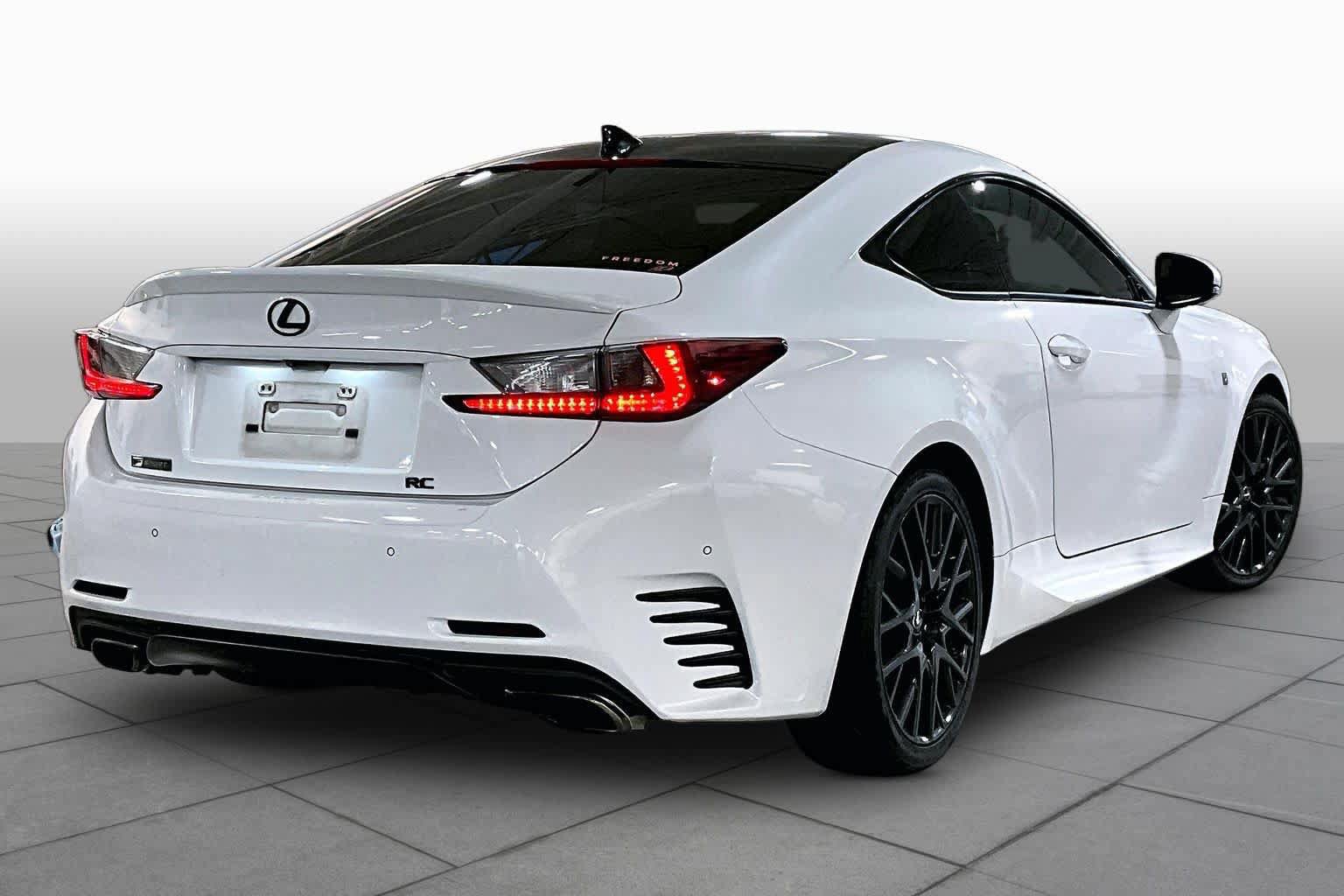 Used 2016 Lexus RC 200t RWD image 12