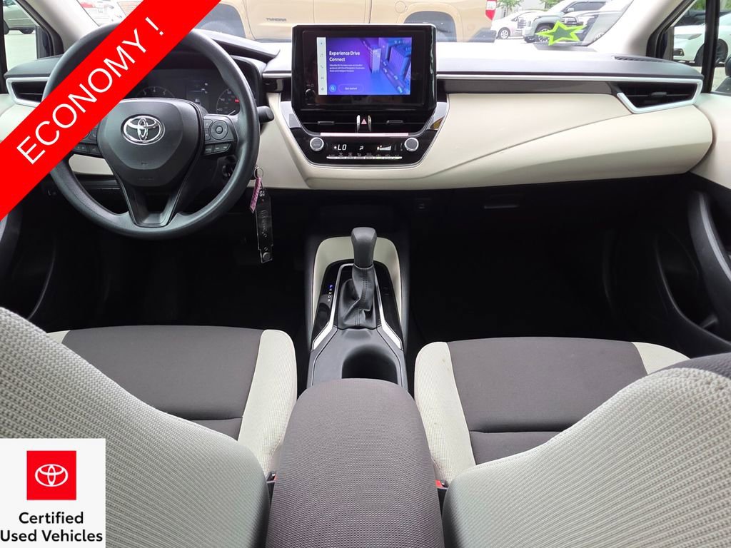 Certified 2025 Toyota Corolla LE FWD image 5