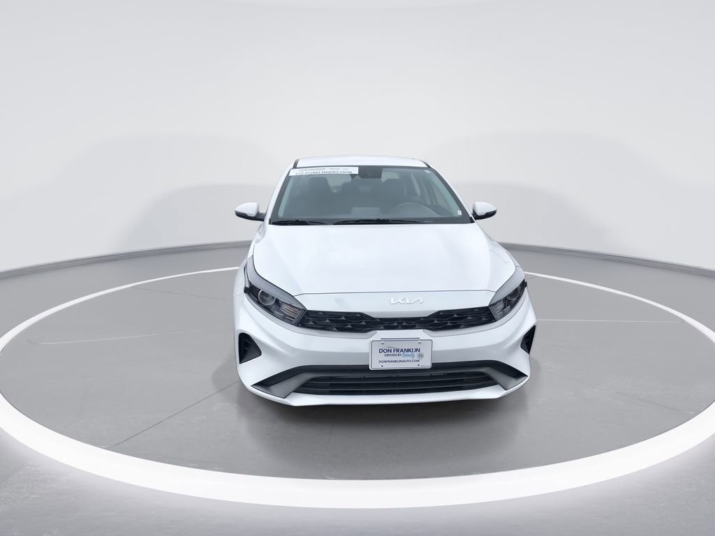 Used 2024 Kia Forte LXS w/ LXS Technology Package image 3