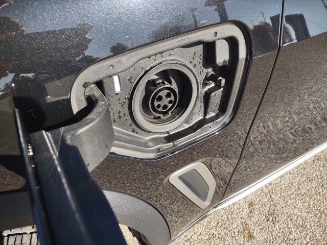 Used 2021 BMW X5 xDrive45e w/ Executive Package image 21