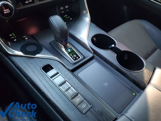 Used 2025 Lexus LX 700h Overtrail w/ Accessory Package (Z1) AWD/4WD image 30