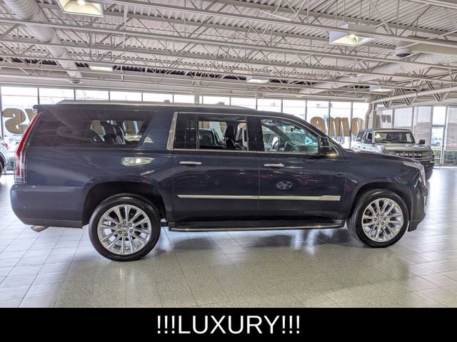 Used 2019 Cadillac Escalade ESV Luxury image 9