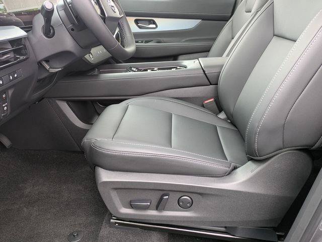 Used 2025 Nissan Murano SL AWD/4WD image 11