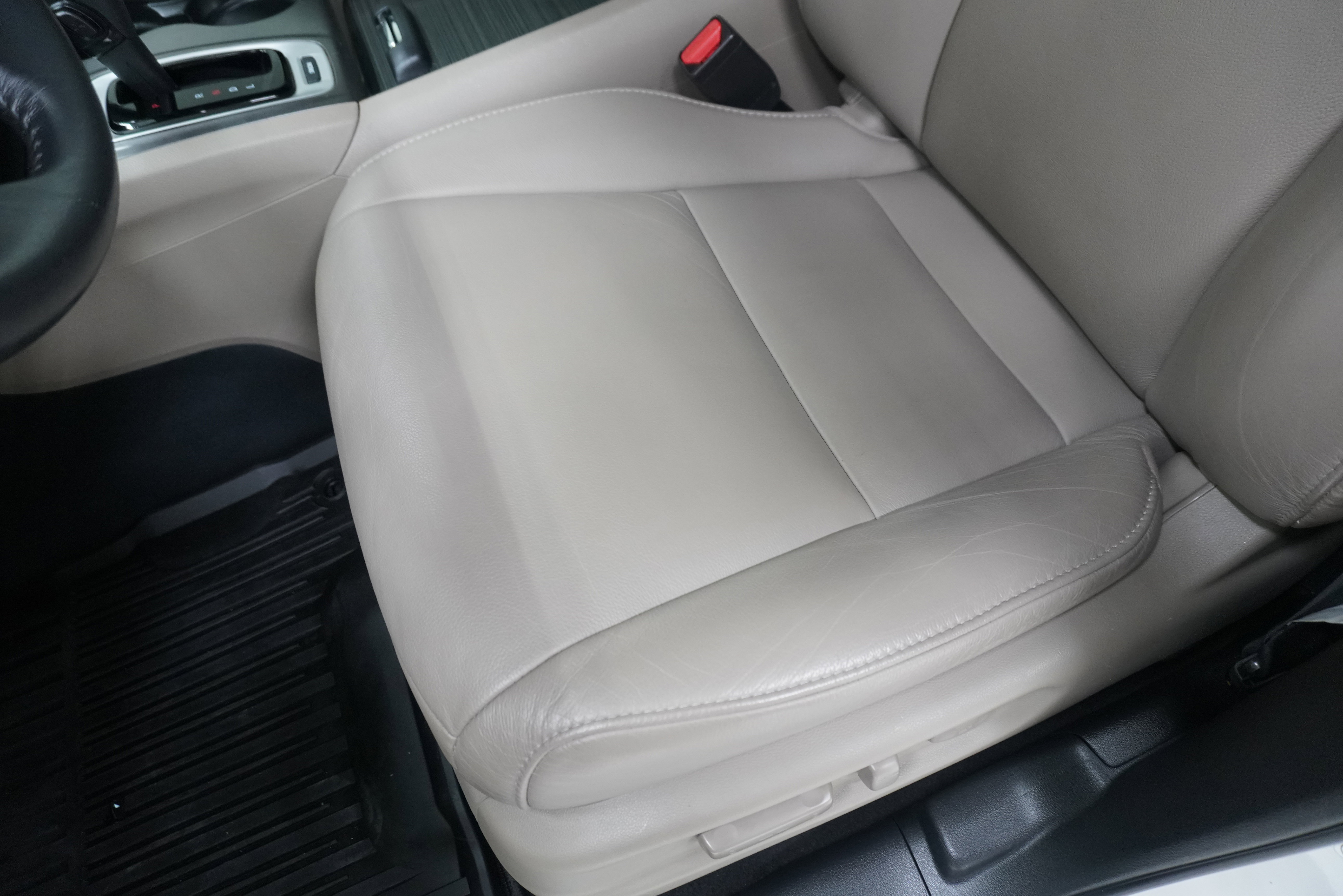 Used 2017 Honda Pilot EX-L image 12