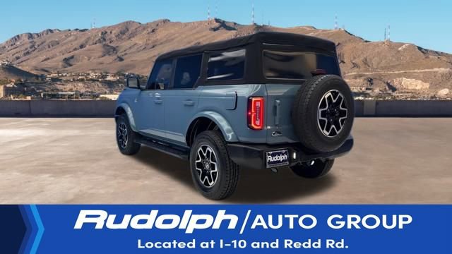 Used 2022 Ford Bronco Outer Banks image 3