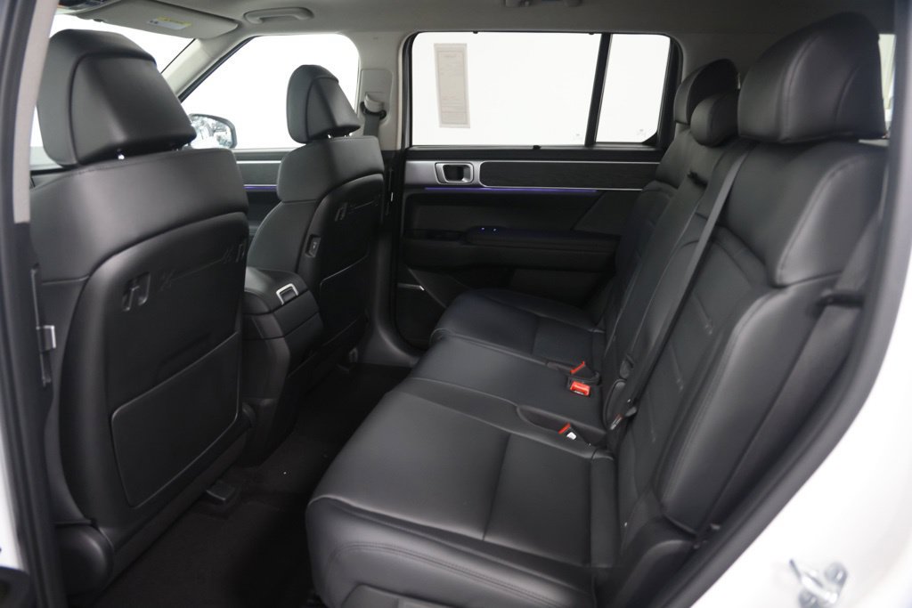 New 2027 Hyundai Santa Fe Limited AWD/4WD image 18