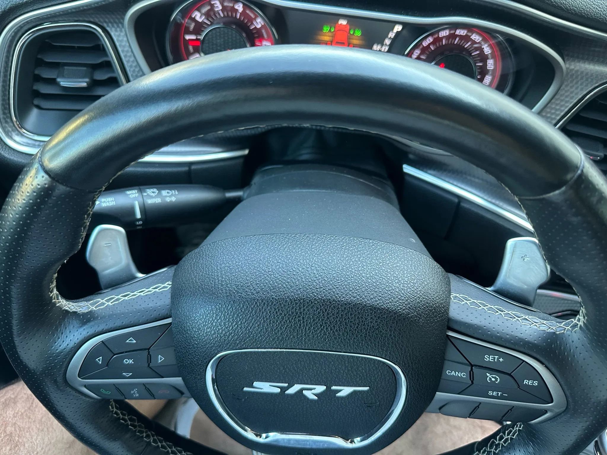 Used 2016 Dodge Challenger SRT Hellcat image 28