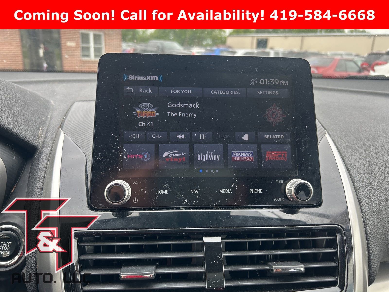 Used 2022 Mitsubishi Eclipse Cross FWD image 13