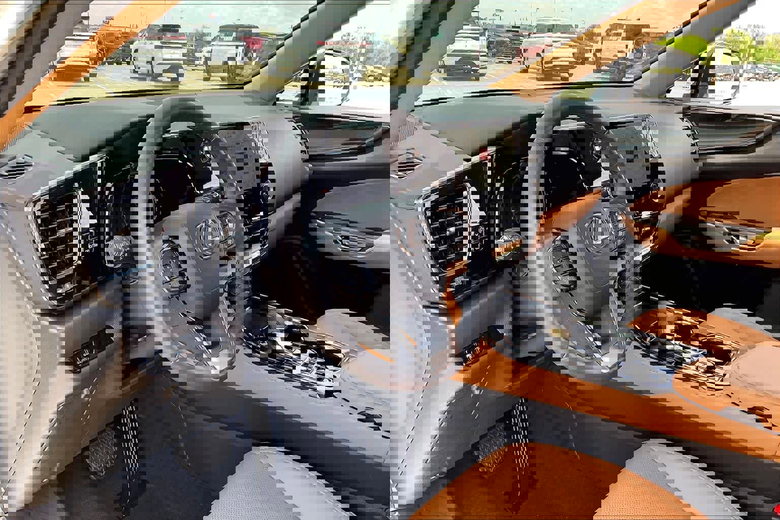 Used 2025 Lexus NX 250 FWD w/ Accessory Package (2T) image 15