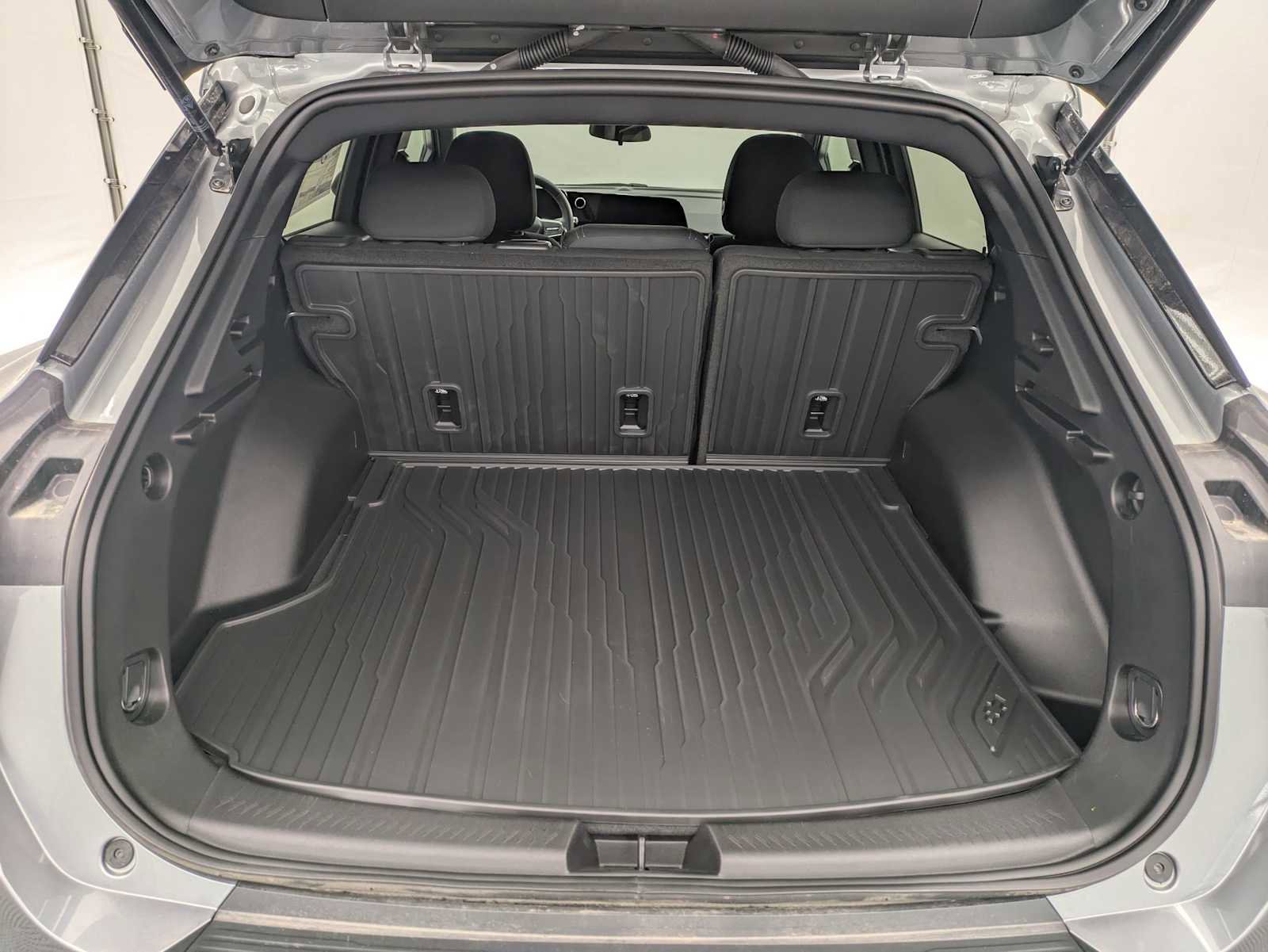 New 2026 Chevrolet Equinox EV LT w/ Comfort Package image 32