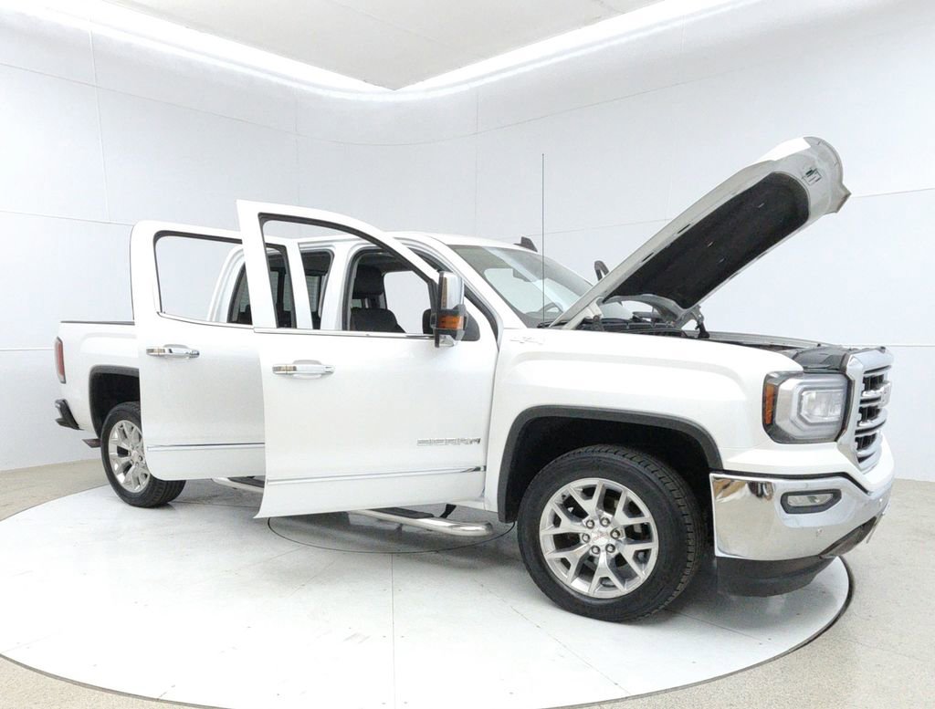 Used 2018 GMC Sierra 1500 SLT w/ Max Trailering Package image 9