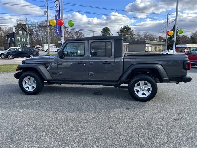 Used 2023 Jeep Gladiator Sport image 6