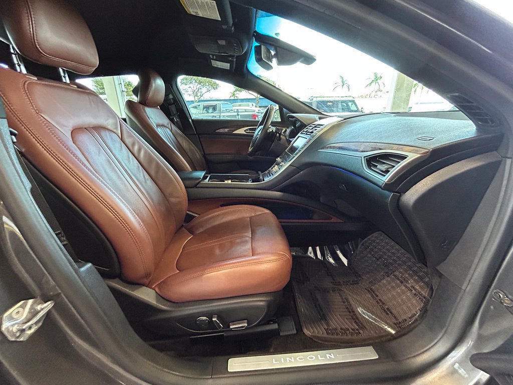 Used 2018 Lincoln MKZ Reserve w/ Technology Package FWD image 24