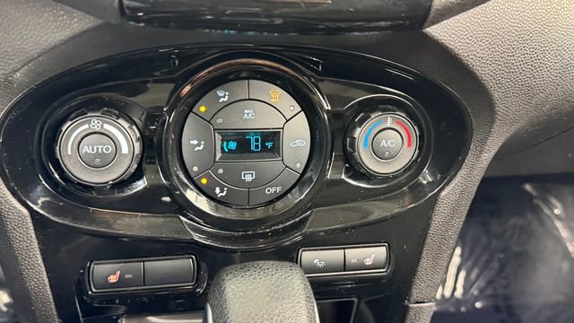 Used 2017 Ford Fiesta SE w/ Equipment Group 201A FWD image 24