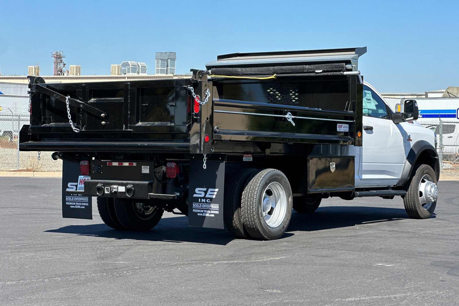 New 2025 RAM 5500 Tradesman image 3