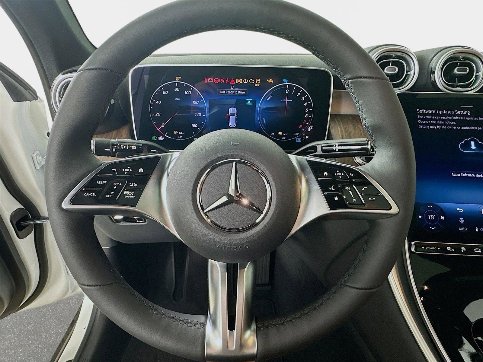 Certified 2025 Mercedes-Benz GLC 350e 4MATIC image 11