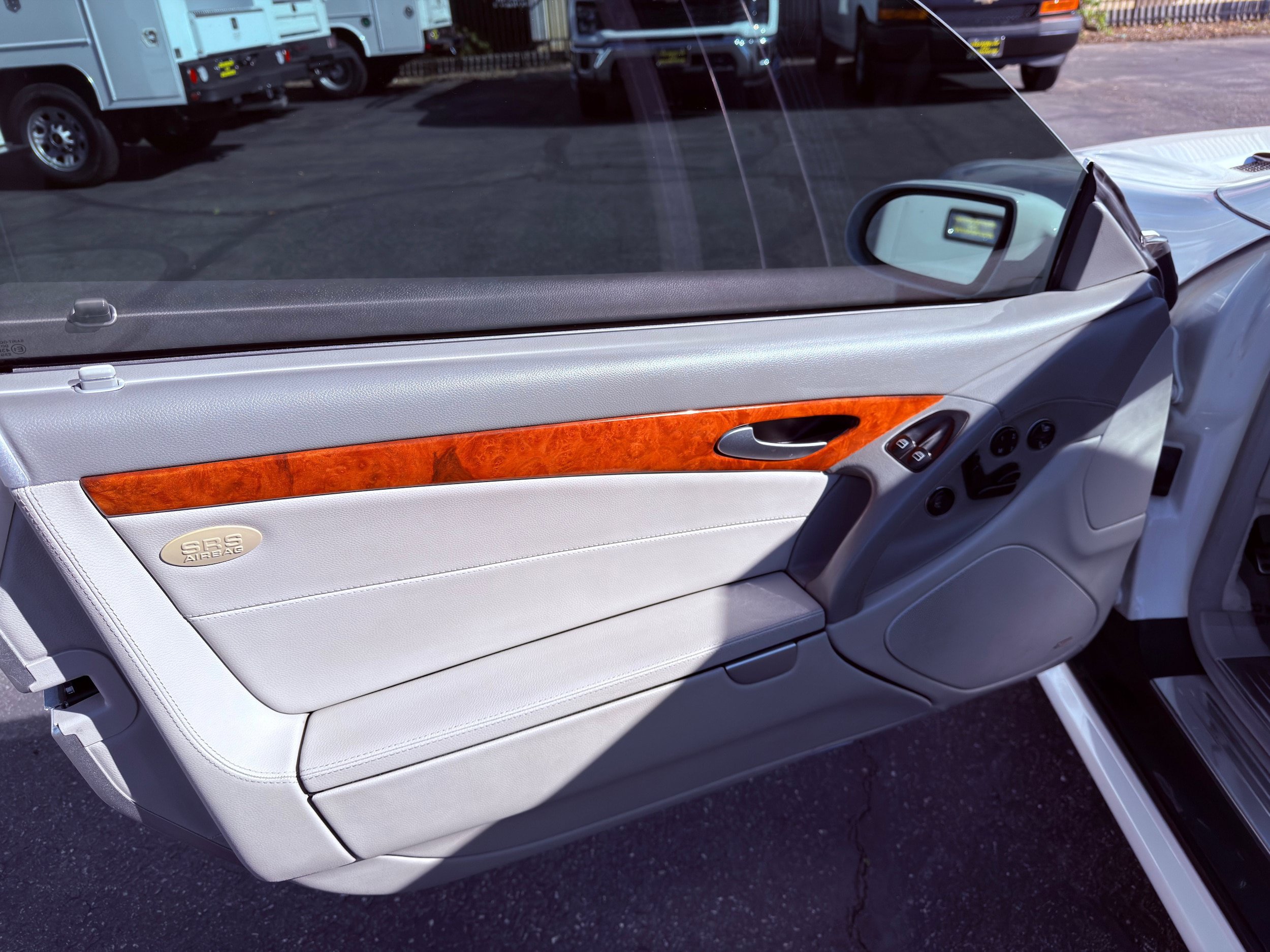 Used 2007 Mercedes-Benz SL 550 image 16