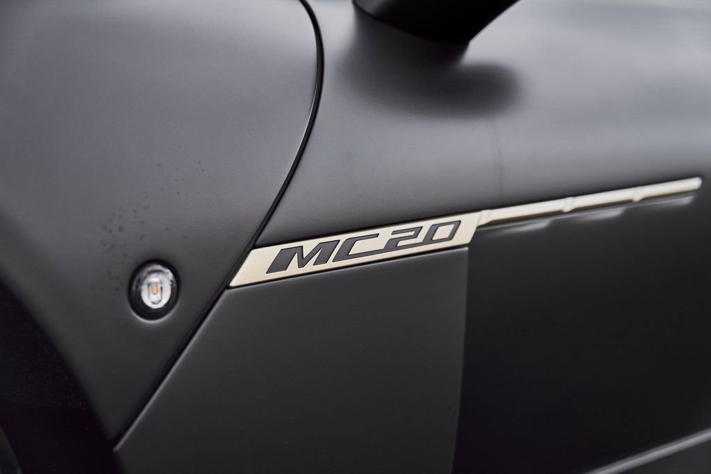 Used 2024 Maserati MC20 Coupe image 13