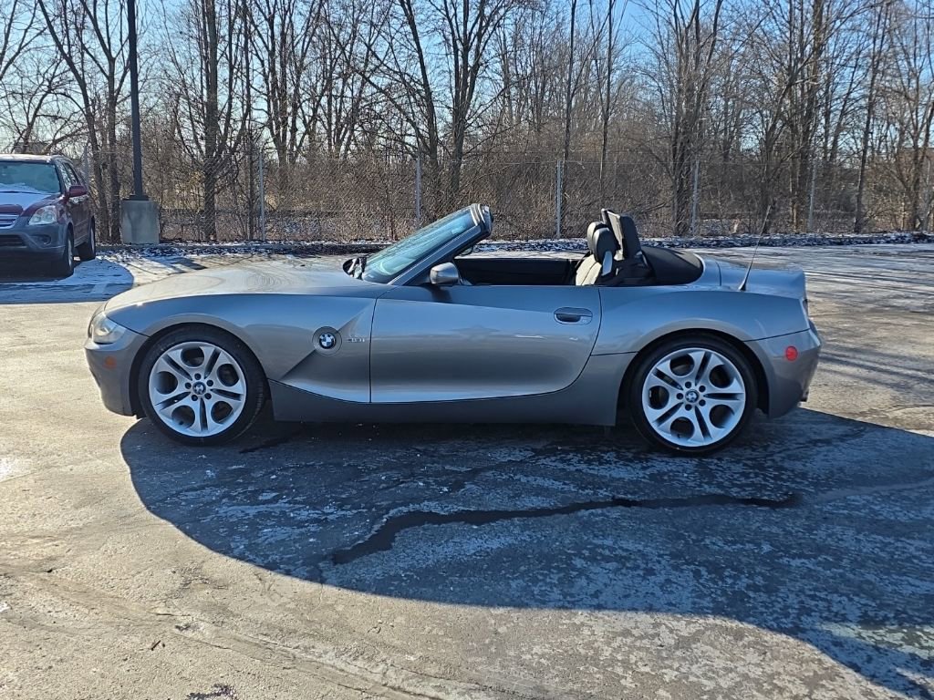 Used 2005 BMW Z4 3.0i image 4
